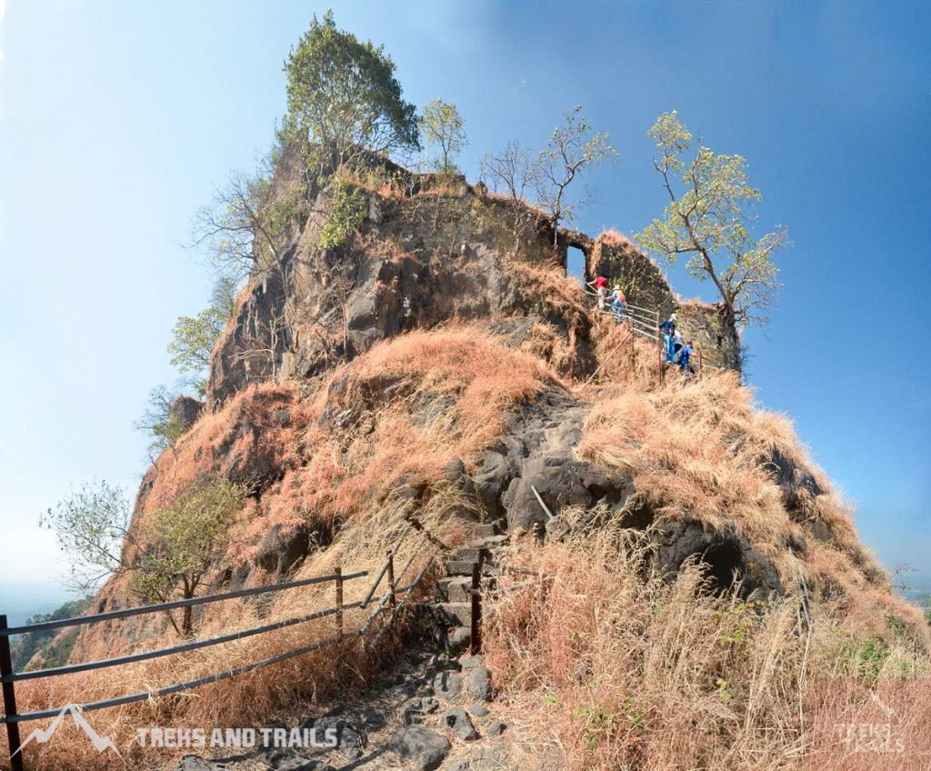 Karnala-Fort