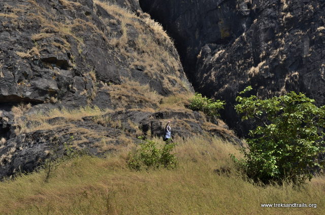 Sarasgad-Fort-Pali-Village