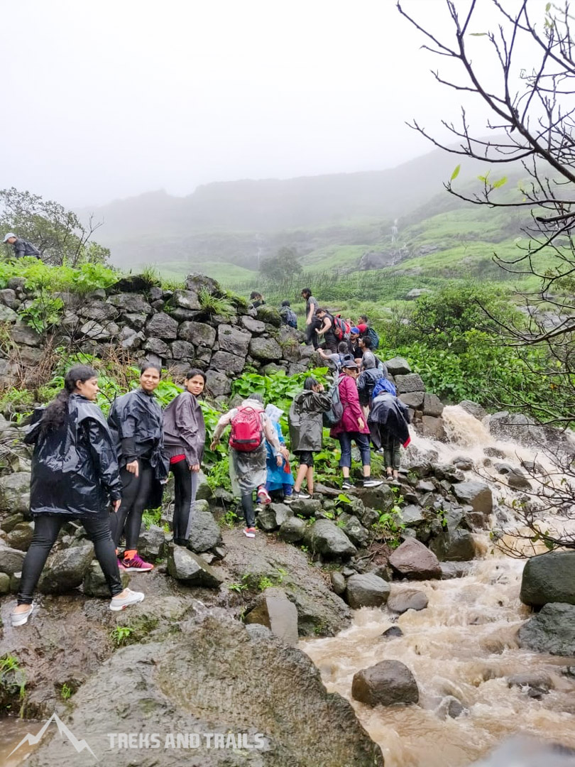 Visapur-Fort-Treks